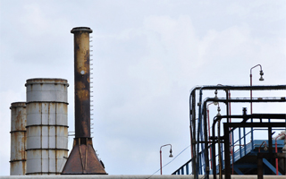 Refinería Hermanos Díaz en Santiago de Cuba