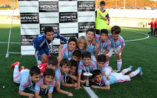 Torneo de Fútbol patrocinado por aire acondicionado Hitachi