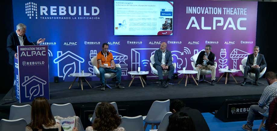 Empleo en la construcción: muchos profesionales, poco trabajo, pocos profesionales, mucho trabajo | Mesa Redonda Rebuild