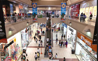 Centro comercial climatizado