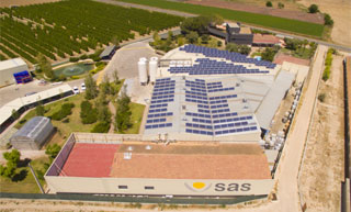 Instalación fotovoltaica para autoconsumo en los tejados de la empresa de fertilizantes SAS