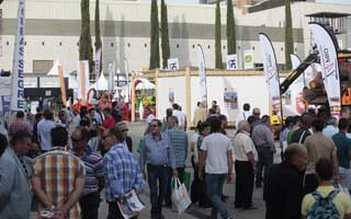 Ambiente-exterior-feria-Expobiomasa