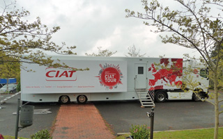 Camión del CIAT TOUR en el Palacio Urgoiti de Bizkaia