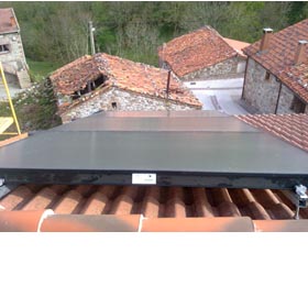 Placas solares en tejado Helioset Saunier Duval